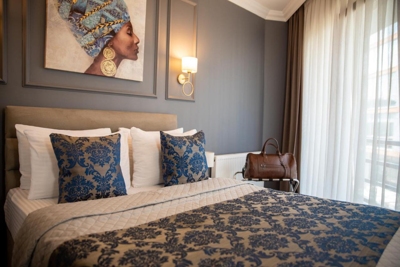 Hotel 12 Koseilyas